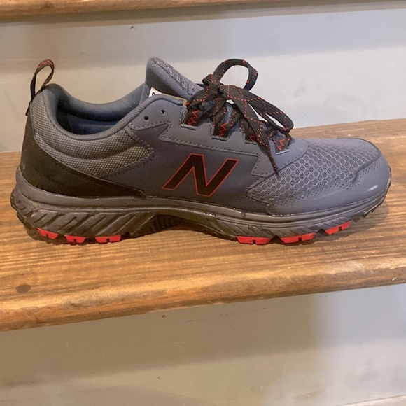 New Balance 510 v5 - Men’s Size 12 - Picture 4 of 8